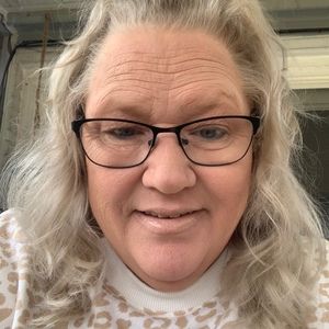 Meet your Posher, Joann